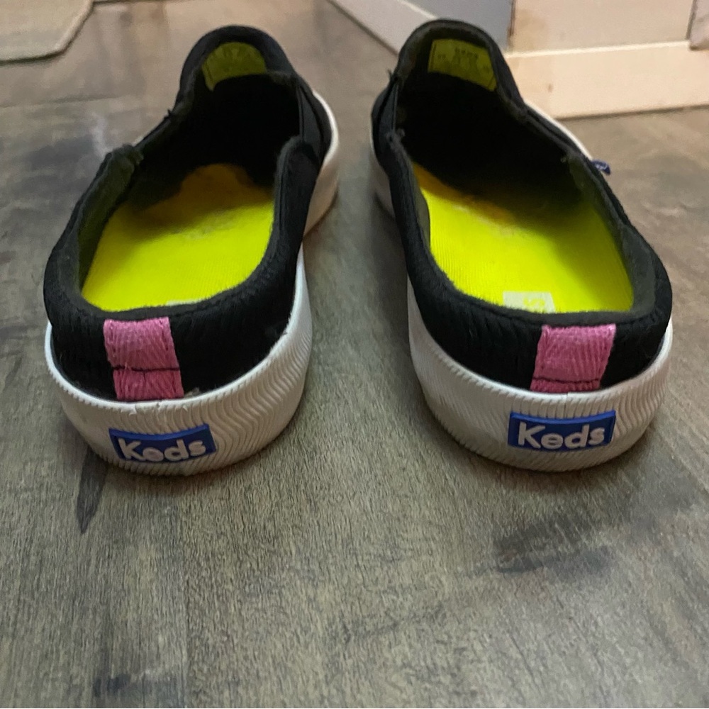 Keds Women’s Black Slip-On mules - Picture 2 of 7